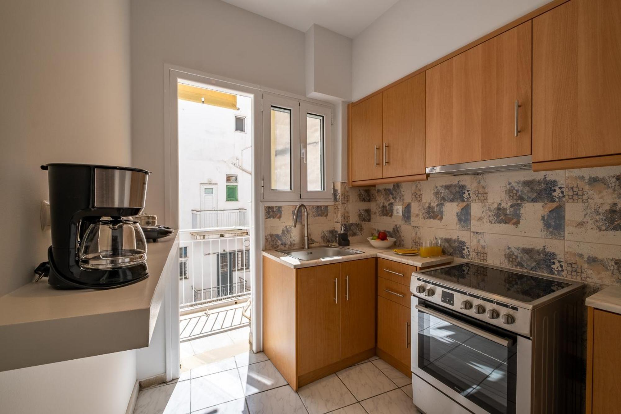 Lovely And Modern 3Bd Apartment Close To Ampelokipoi Metro Атина Екстериор снимка