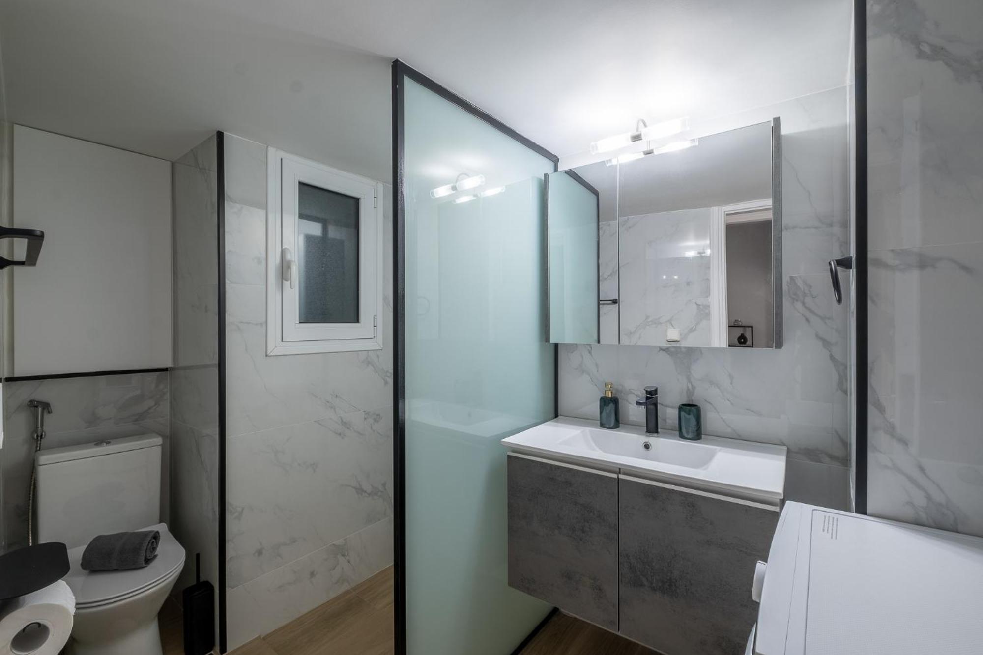 Lovely And Modern 3Bd Apartment Close To Ampelokipoi Metro Атина Екстериор снимка