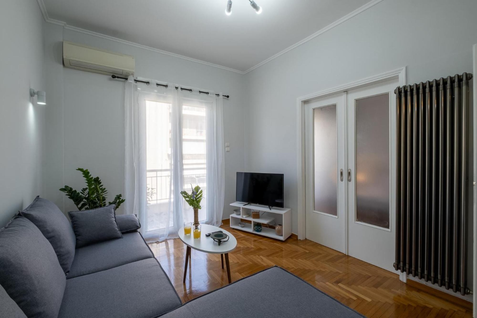 Lovely And Modern 3Bd Apartment Close To Ampelokipoi Metro Атина Екстериор снимка