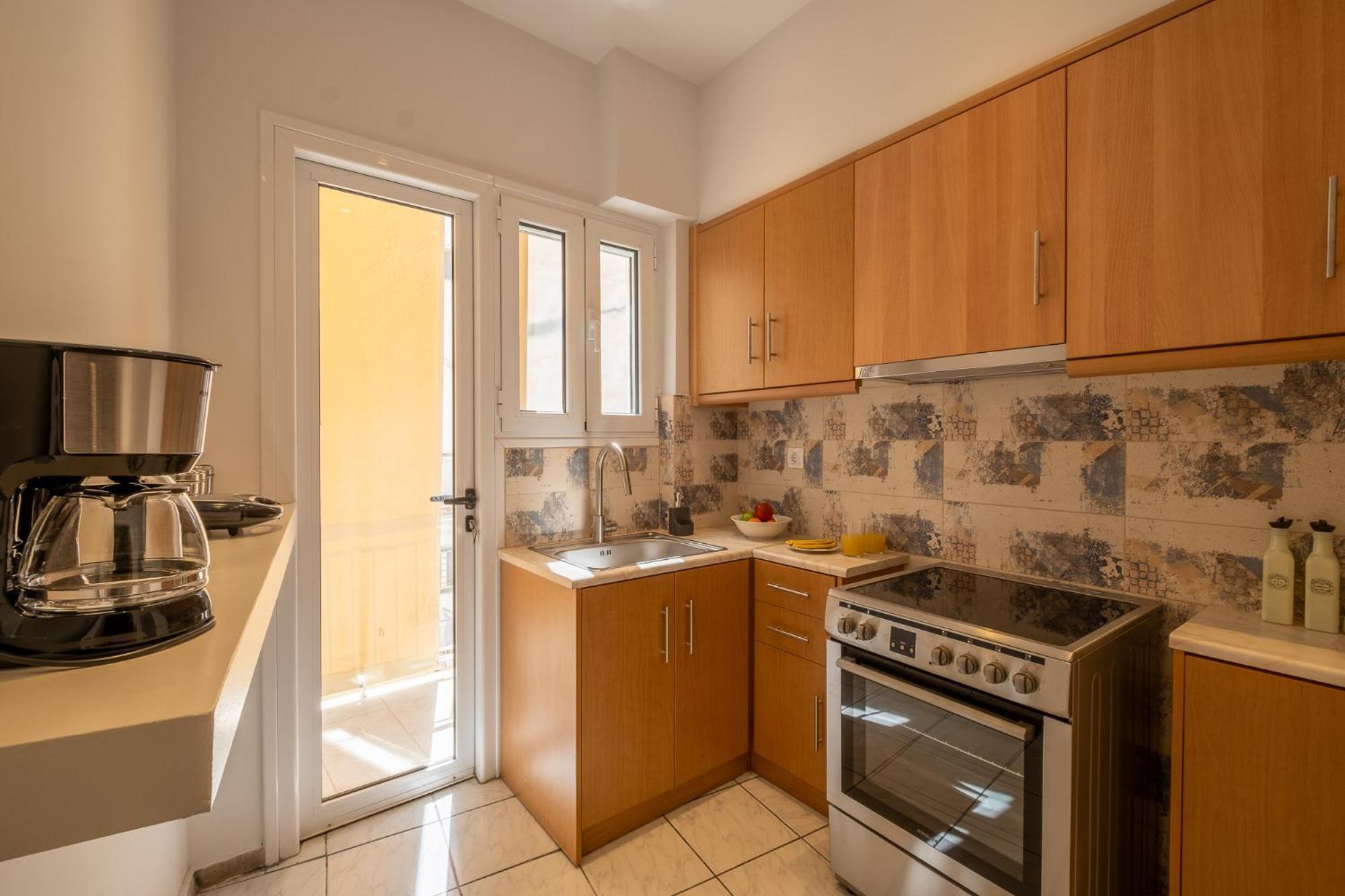 Lovely And Modern 3Bd Apartment Close To Ampelokipoi Metro Атина Екстериор снимка
